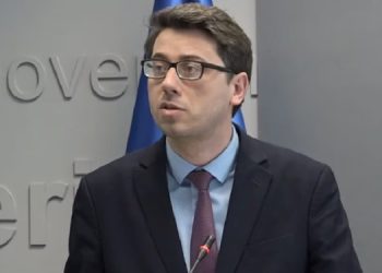 Murati tregon kur dalin pagat e 13-ta për lehonat