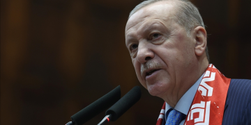 Erdogan: Qeveria izraelite është përgjegjëse për luftën e paligjshme kundër Iranit