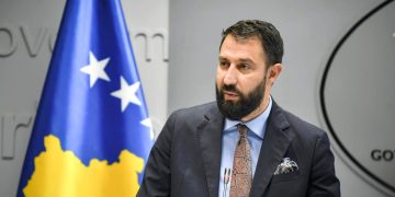 Krasniqi: Prilli, muaj i regjistrimit falas për komunitetet rom, ashkali dhe egjiptian në shërbimet komunale