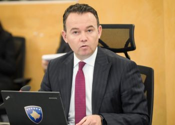 Peci ndan nga 50 euro për fëmijët autikë të Mitrovicës