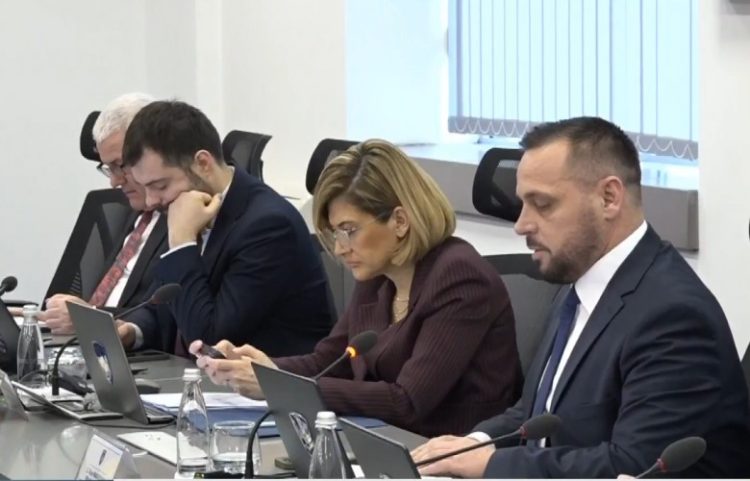 Miratohet marrëveshja financiare dhe ushtarake me Turqinë