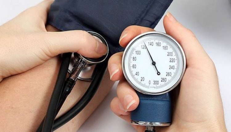 Ushtrimi i vetëm që ul tensionin në 4 javë