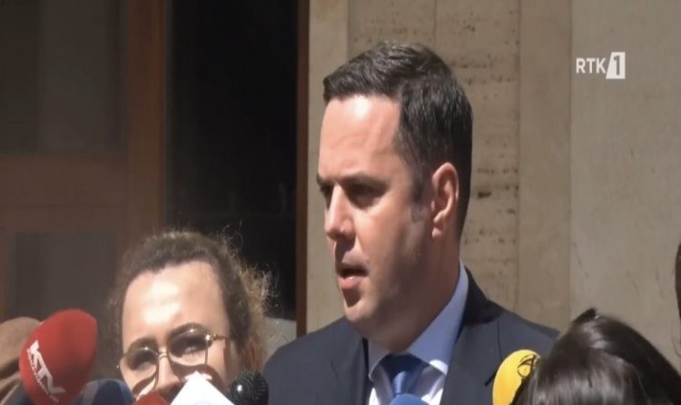 Abdixhiku pas takimit me Kurtin: Po bëjmë përpjekje të gjejmë zgjidhje