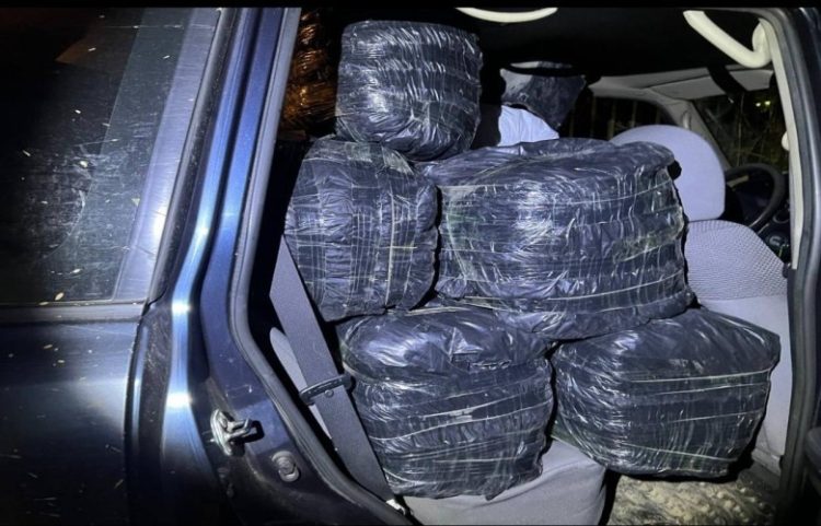 Policia dhe Dogana konfiskojnë mall të kontrabanduar në Mitrovicë të Veriut