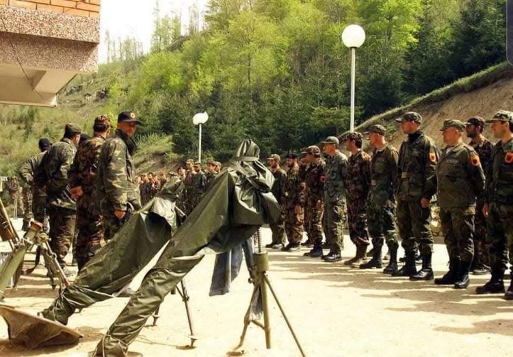 Kurti përkujton 27-vjetorin e Betejës së Koshares: Sakrificë për liri dhe shembje të kufirit