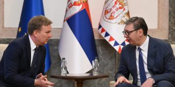 Vuçiq: Dialogu mbetet rruga e vetme për zgjidhjen e çështjeve të hapura me Kosovën