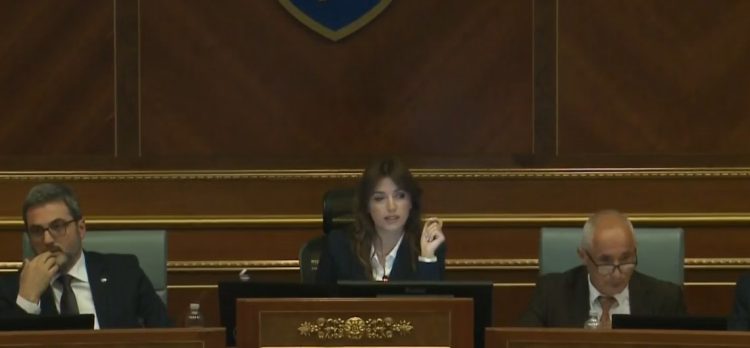 Përplasje në Kuvend, nuk kalon kërkesa e LVV-së për ndryshimin e rendit të ditës