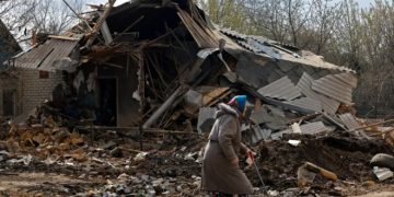 Dështon armëpushimi për Pashkë, Ukraina e Rusia akuzojnë njëra tjetrën