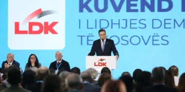 Abdixhiku  largon 15 emra nga kryesia  e re e LDK-së
