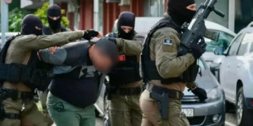 Europoli njofton se ka goditur një kartel ballkanik të drogës, arreston 12 persona