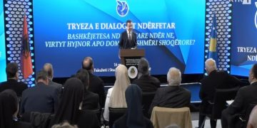 Kurti: Në Kosovë bashkëjetesa fetare është traditë historike