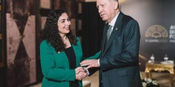 Erdoğan fton Vjosa Osmanin në Forumin Diplomatik të Antalias