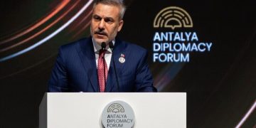 Ministri i Jashtëm turk do të presë takimin e Platformës së Paqes për Ballkanin në Forumin e Diplomacisë në Antalya