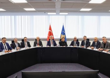 Kusari-Lila në takim me homologun turk Bolat: Marrëdhëniet Kosovë-Turqi të forta dhe me besim të ndërsjellë
