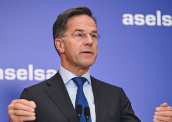 Rutte: Aleatët e NATO-s mund të mësojnë shumë nga revolucioni i industrisë së mbrojtjes në Turqi