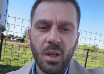 Kërçeli shpreh mbështetje për krerët e UÇK-së, mohon se ia shkroi fjalimin Gecit