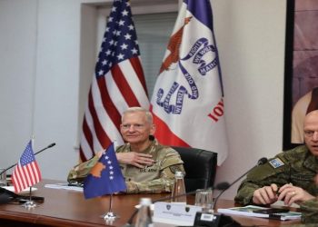Gjenerali Osborn në FSK, fokus bashkëpunimi Kosovë – SHBA