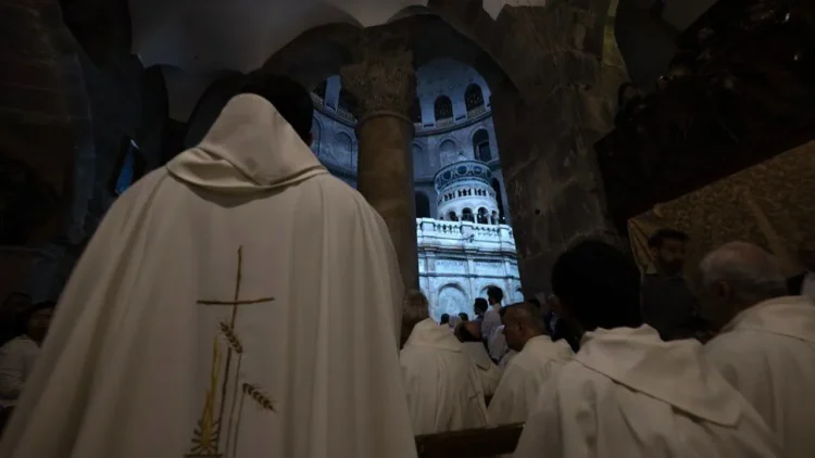 Patriarku i Jeruzalemit dënon shkatërrimin e statujës së Jezusit nga ushtari izraelit në Liban