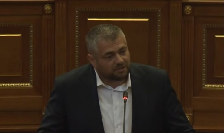 Hoti: Ligji për vlerat e luftës do të procedohet javën e ardhshme në Qeveri për miratim