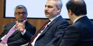 Fidan: Izraeli është bërë `kërcënim i drejtpërdrejtë për sigurinë globale`