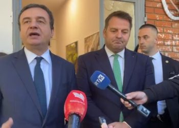 Kurti në hapjen e zyrës në veri: Diskriminimit i ka ardhur fundi