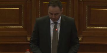 Konjufca: Liria kombëtare ishte parimi kryesor i Rexhep Qosjes