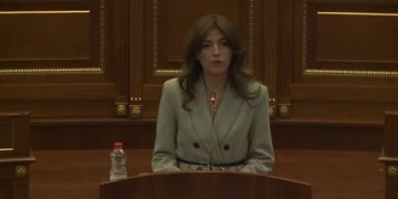 Haxhiu për Qosjen: Jetoi dhe krijoi në kohën kur shqiptarët duhej të dëshmonin të drejtat e tyre politike