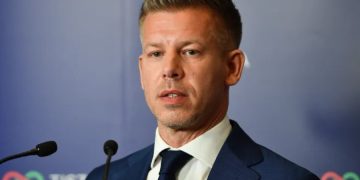 Kryeministri i ri i Hungarisë ia bën të qartë Putinit: Nuk do të bëhemi miq