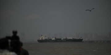 Irani: Ngushtica e Hormuzit është plotësisht nën kontrollin tonë