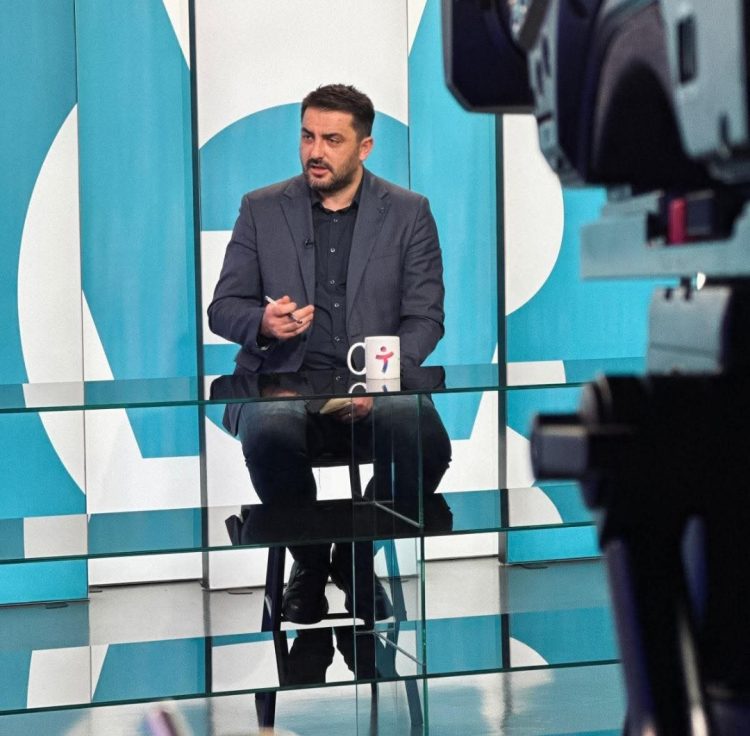 Pas akuzave për manipulim zgjedhor dhe ngjarjeve me studentë, Vuçiq rikthehet me viktimizim