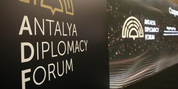 Udhëheqësit botërorë do të mblidhen në Antalya të Turqisë për Forumin e Diplomacisë më 17-19 prill
