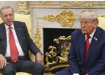 Erdogan bisedë telefonike me Trumpin, të shtënat në darkën e Shtëpisë së Bardhë i quan një “akt të urryer”