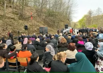“Ranë që ne të jetojmë të lirë”, përkujtohen dëshmorët dhe martirët në Doganaj