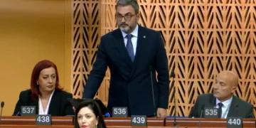 ​Gola në Këshillin e Evropës: Pjesëmarrja e serbëve në zgjedhje e ndikuar nga bojkotet e organizuara nga Serbia