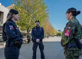KFOR: Ushtarë çekë, moldavë dhe italianë patrullojnë për siguri dhe lëvizje të lirë në Kosova