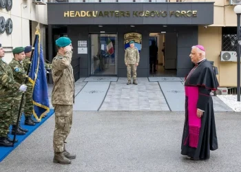 Ulutash takohet me kryepeshkopin italian, theksohet roli i dialogut fetar