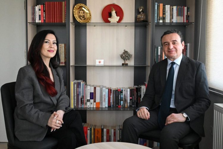 Kurti njofton aderimin e Adelina Tërshanit në VV, do të kandidojë për deputete