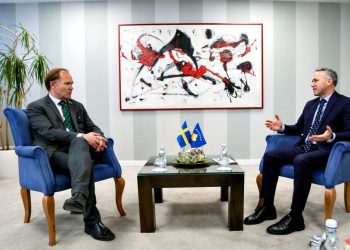 Zulfaj pret ambasadorin suedez, riafirmohet mbështetja ndaj Kosovës