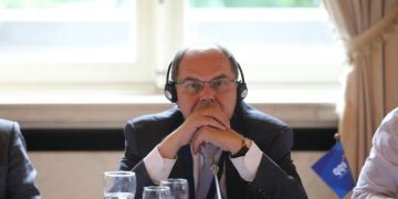 Schmidt jep dorëheqje nga posti i Përfaqësuesit të Lartë në BiH
