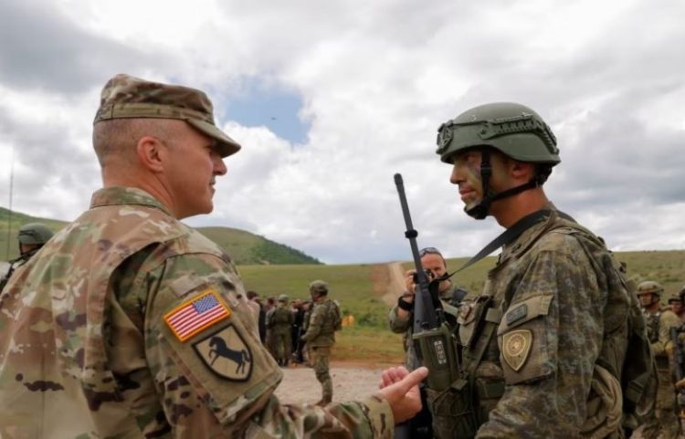 SHBA-ja drejt furnizimit të Kosovës me armatim me vlerë prej 14 milionë $