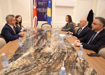Haradinaj në takim me Hargreaves, temë anëtarësimi i Kosovës në NATO