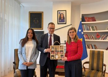Bogujevci diskuton me ambasadorin turk bashkëpunimin në kulturë dhe turizëm