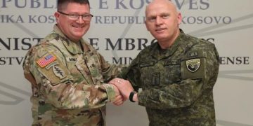 McKinney viziton Kosovën, theksohet bashkëpunimi në fushën e sigurisë