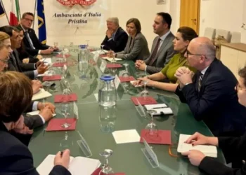 Mblidhen ambasadorët e huaj, rruga e Kosovës drejt BE-së dhe zhvillimet e brendshme temë diskutimi