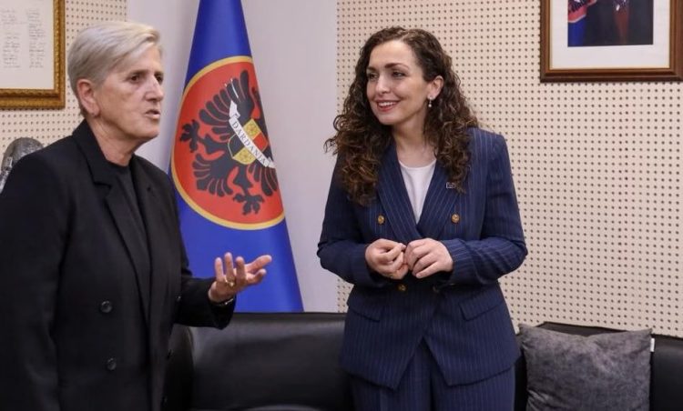 Fahrije Hoti i bashkohet Vjosa Osmanit në zgjedhje