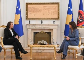 Haxhiu vlerëson lart arritjet e talentëve të matematikës