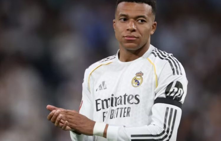 Tifozët e Realit kundër Mbappe-s, kërkojnë largimin e tij