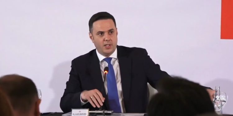 Lumir Abdixhiku kandidat për kryeministër në zgjedhjet parlamentare