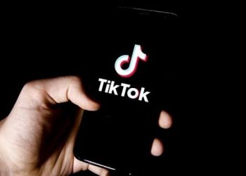 Qindra familje ngrenë padi kundër TikTok-ut nën dyshimet për `abuzim`