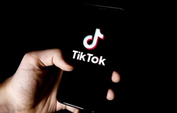 Qindra familje ngrenë padi kundër TikTok-ut nën dyshimet për `abuzim`
